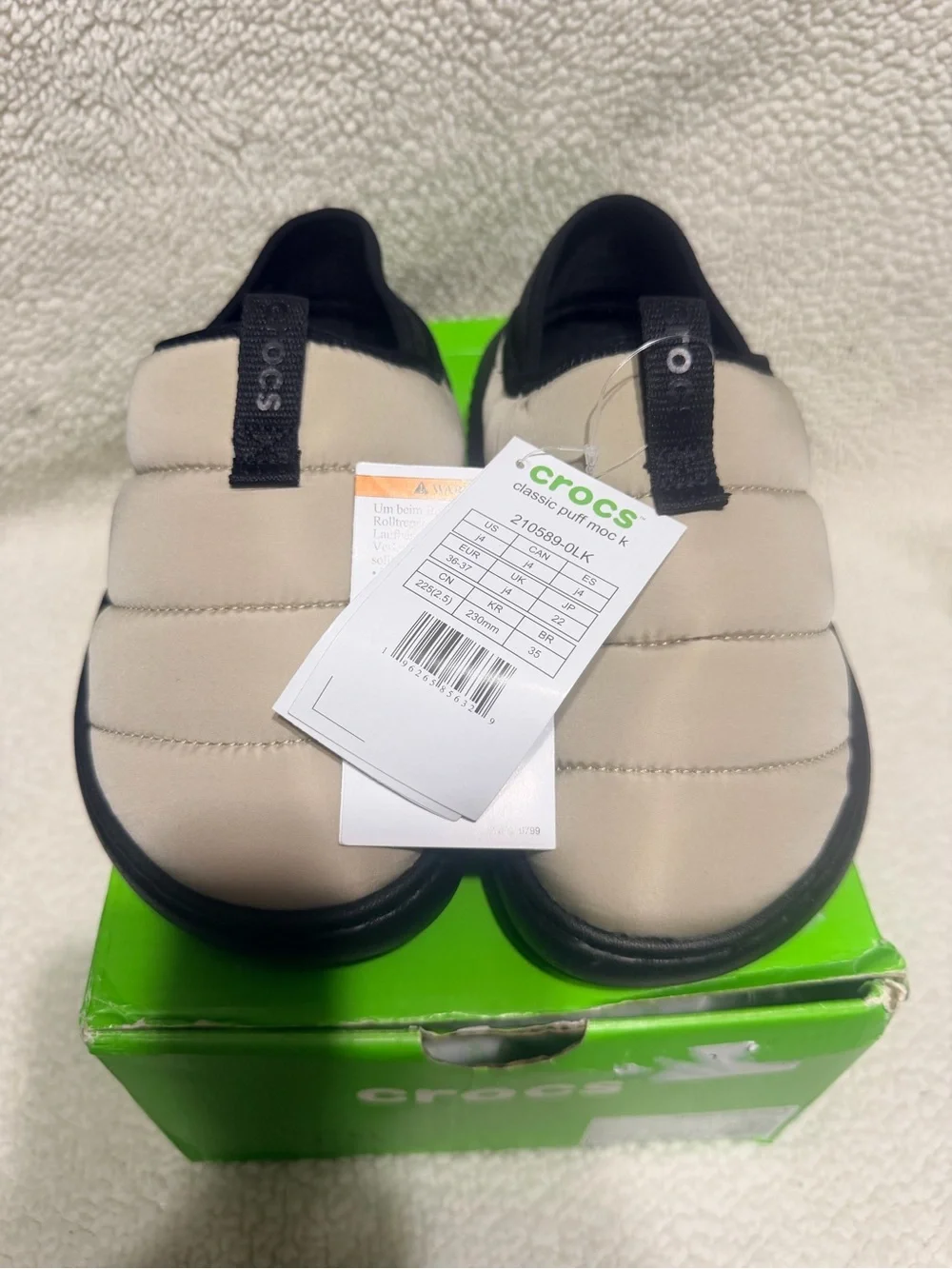 CROCS  Classic Puff Mocc Slip-On in Beige and Black